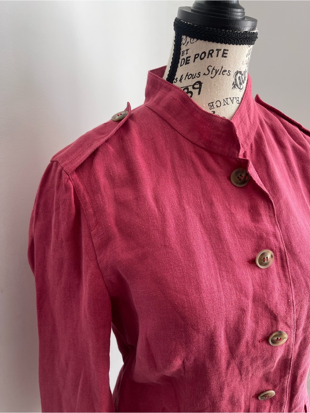 MaxMara Deep Pink Hand Sown Button-Front Linen Blazer - Picture 5 of 12